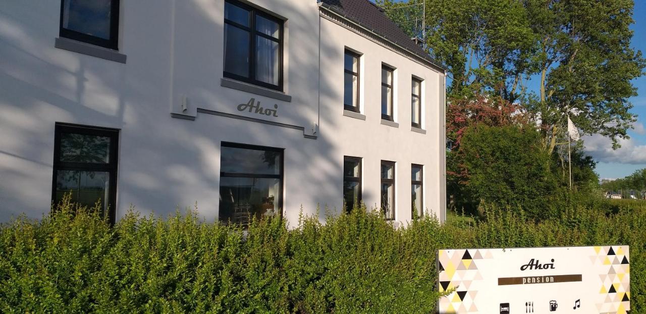 Bed and Breakfast Ahoi Wesselburenerkoog Esterno foto