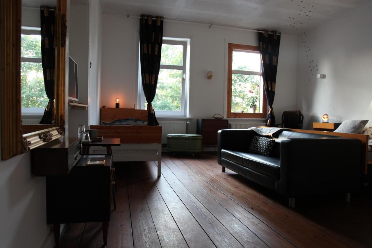 Bed and Breakfast Ahoi Wesselburenerkoog Esterno foto